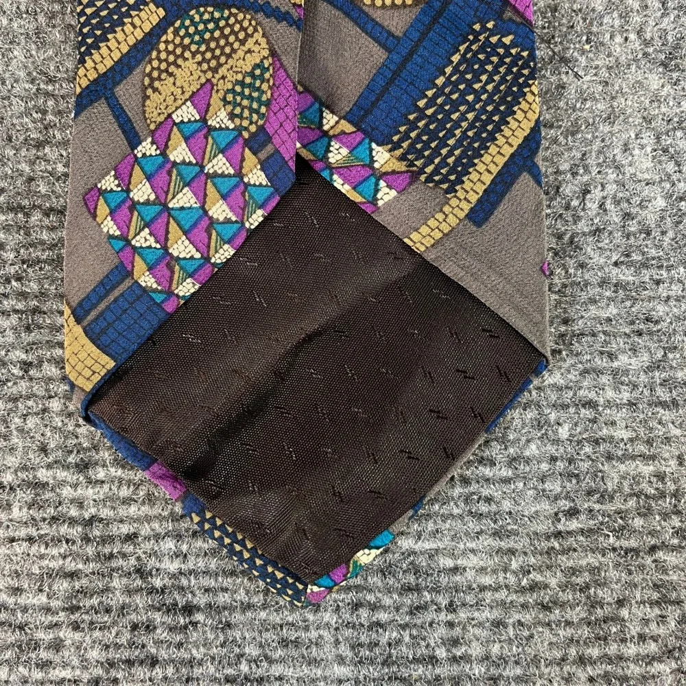 Basic Elements Mens Silk Tie Geometric Abstract Italian Fabric Grey Purple USA